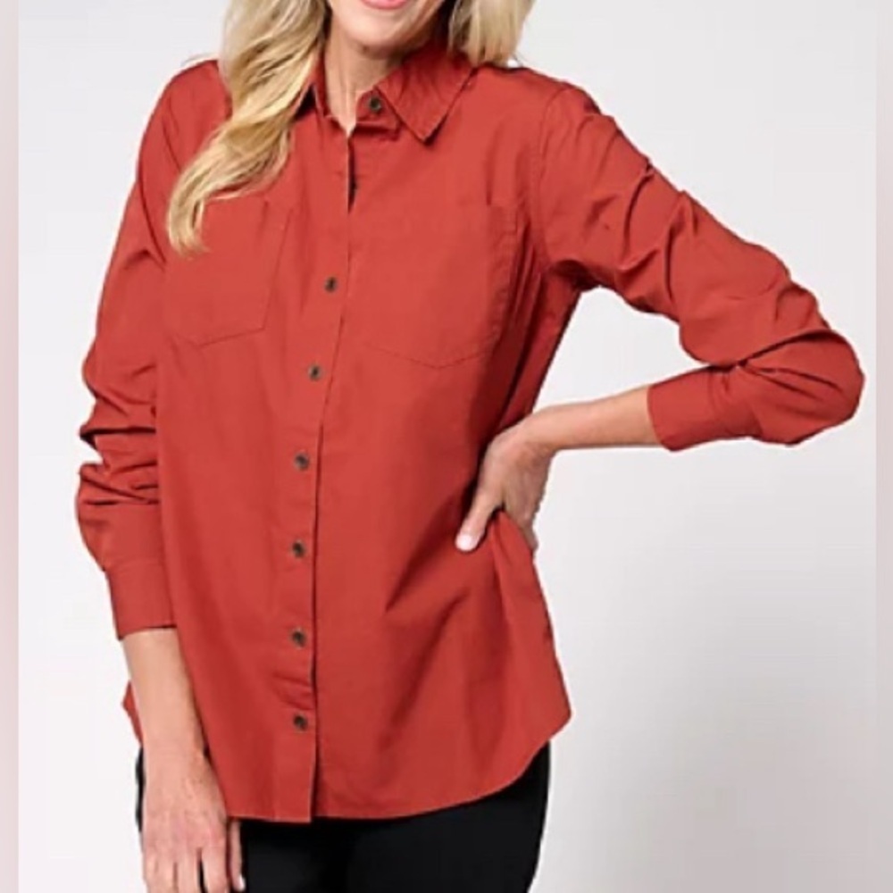 Denim & Co. - NEW - Collared Shirt with Side Slits Color: Rich Rust Medium